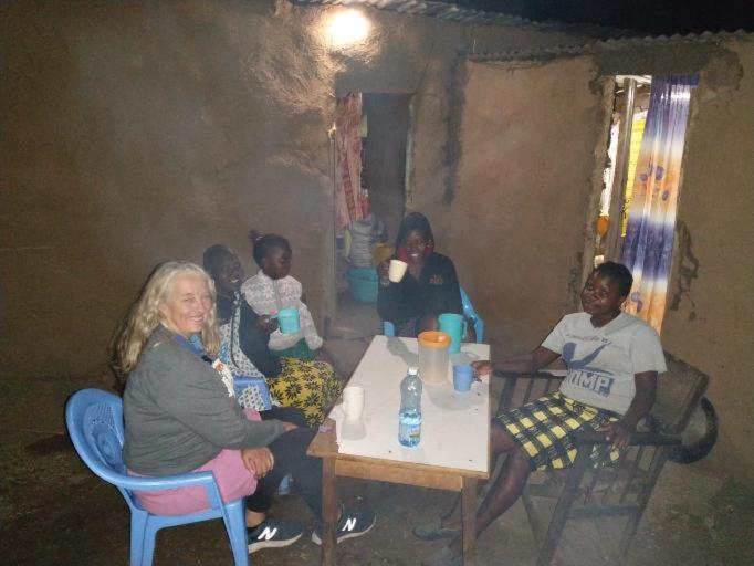 Maasai Homestay Camping Sekenani ภายนอก รูปภาพ