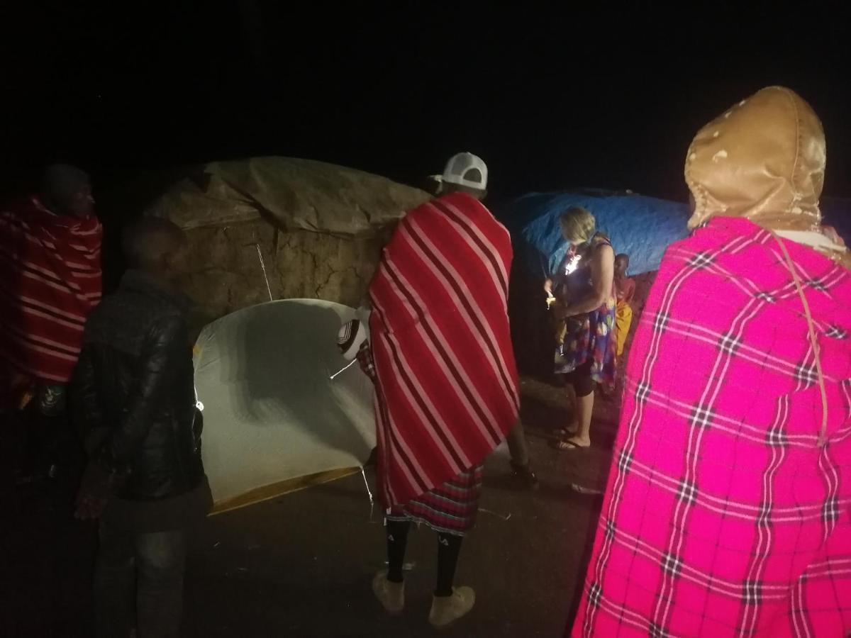 Maasai Homestay Camping Sekenani ภายนอก รูปภาพ