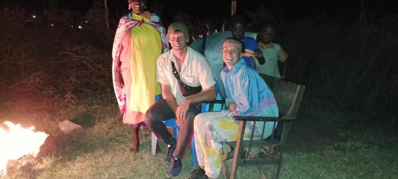 Maasai Homestay Camping Sekenani ภายนอก รูปภาพ